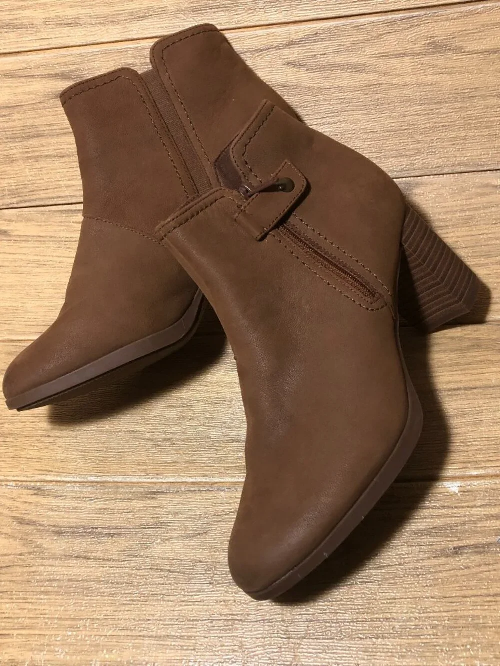 Clarks Collection women brown leather heeled booties 10